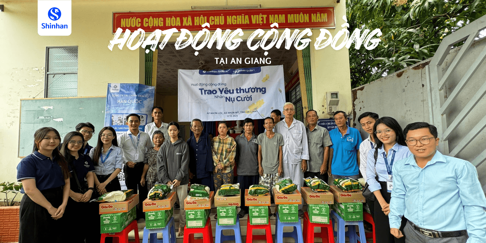Shinhan Finance Chi nhánh Quận 1 mang yêu thương đến Ấp Nhơn Lộc (An Giang): Khi sẻ chia đến đúng nơi cần nhất