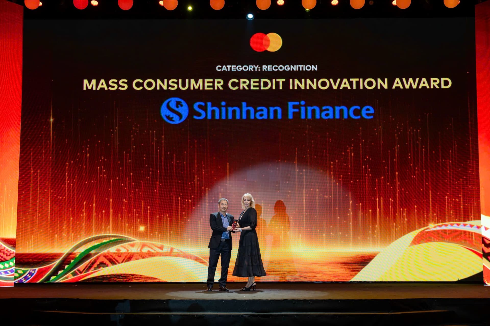 Shinhan Finance được vinh danh với giải thưởng Giải pháp thẻ tín dụng sáng tạo cho khách hàng đại chúng