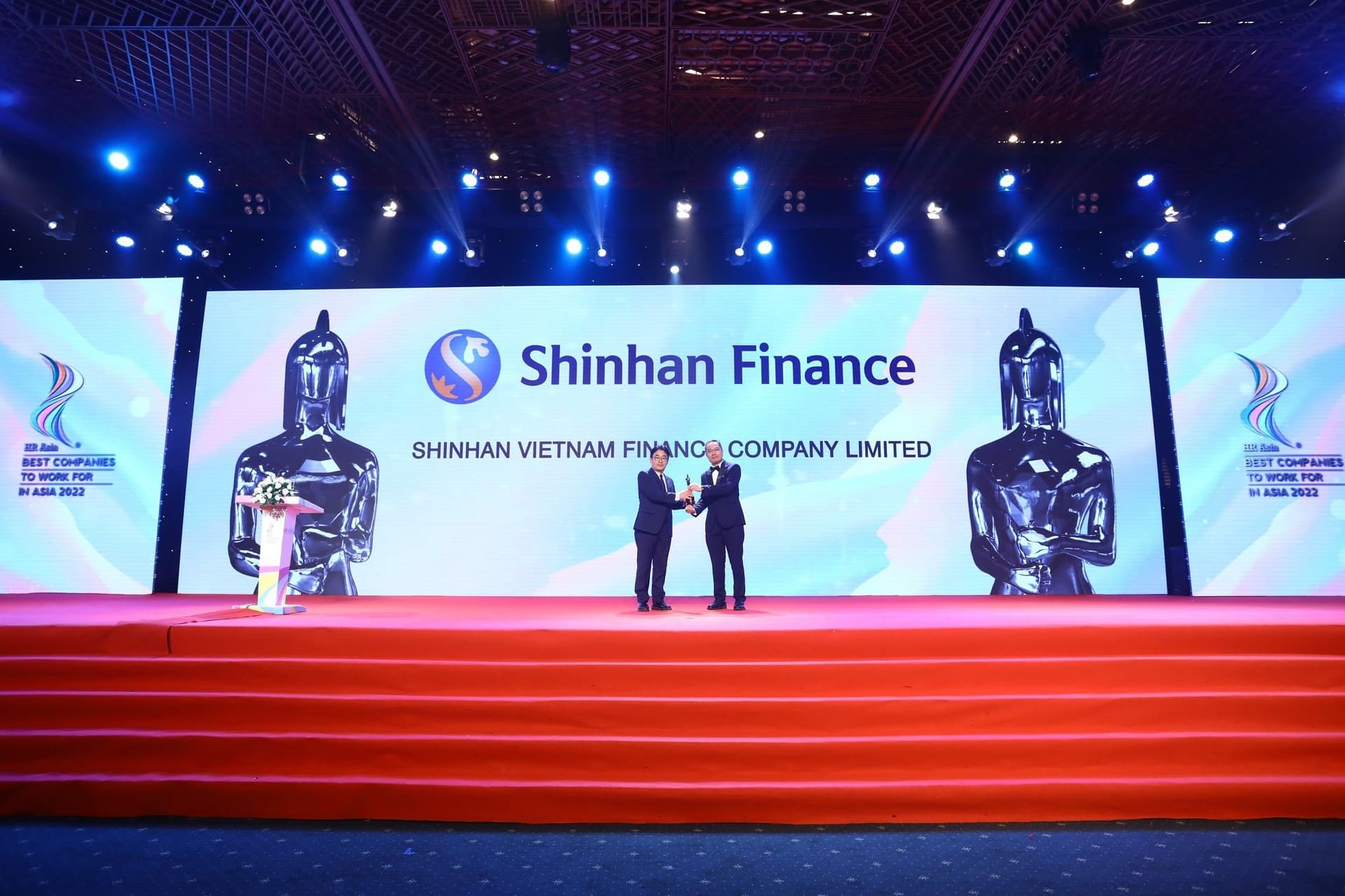 Shinhan Finance được vinh danh “Nơi làm việc tốt nhất châu Á 2022”